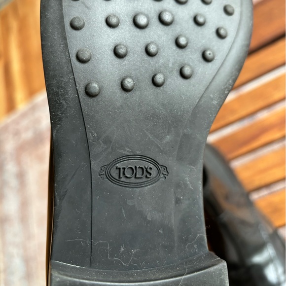 Tod’s leather Chelsea boots - Picture 7 of 15